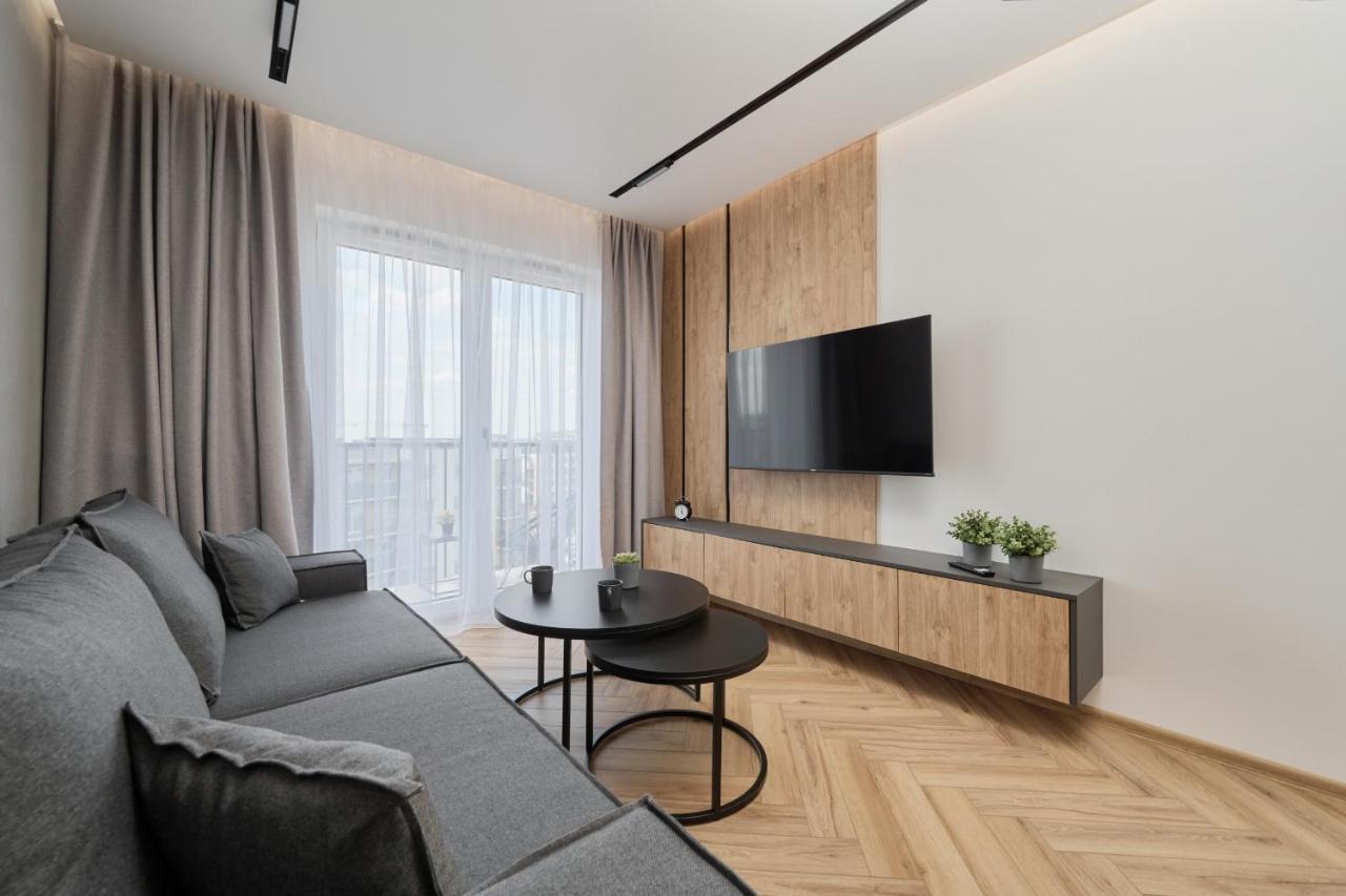 Exclusive Apartment With Balcony & Parking Wroclaw By Renters Prestige Экстерьер фото
